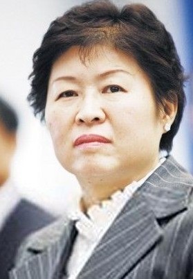 中國(guó)第一位女首富張茵:公益不分大小 企業(yè)家量力做慈善(圖文).jpg