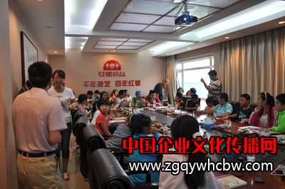 224-140Q4114H05D.jpg