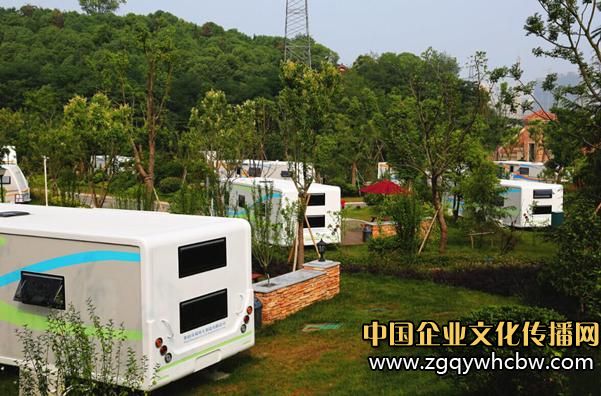 出臺(tái)房車露營(yíng)地產(chǎn)業(yè)相關(guān)政策2.JPG
