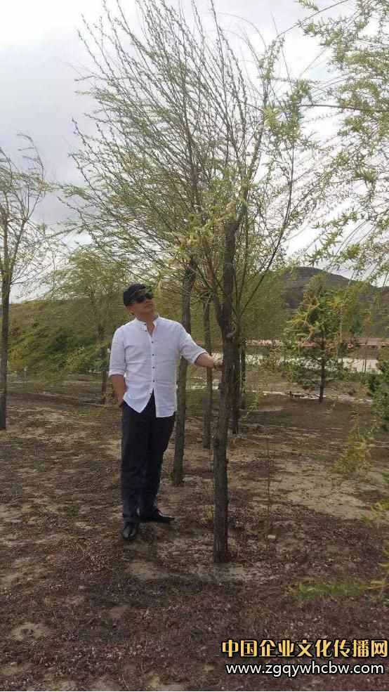 牛言滔.jpg